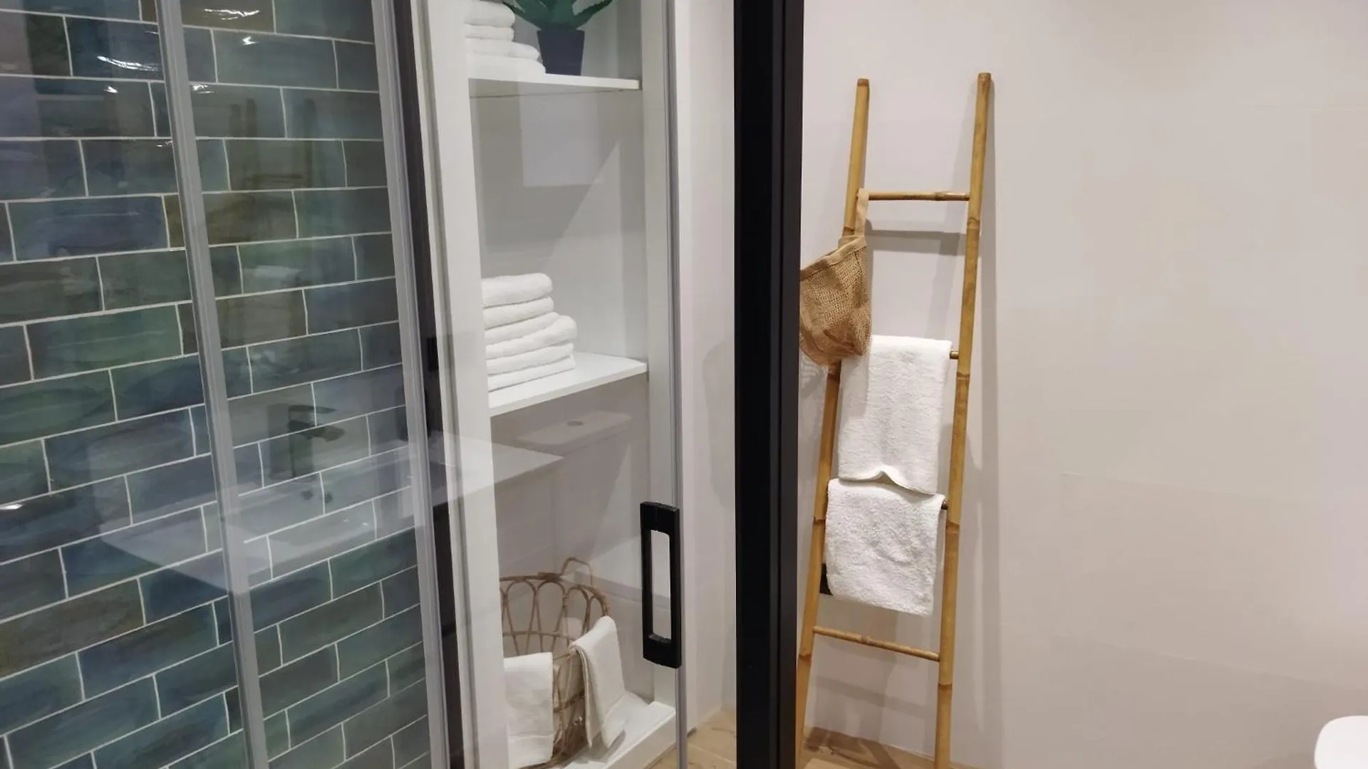بيت ضيافة Hostal Sa Malica بلانيس