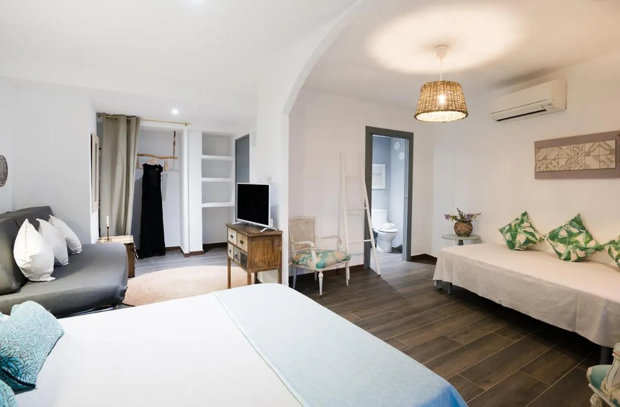 *** بيت ضيافة Hostal Sa Malica بلانيس إسبانيا
