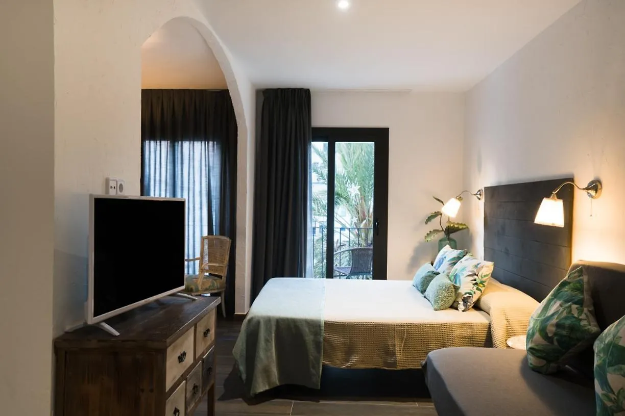 Hostal Sa Malica Blanes Guest house