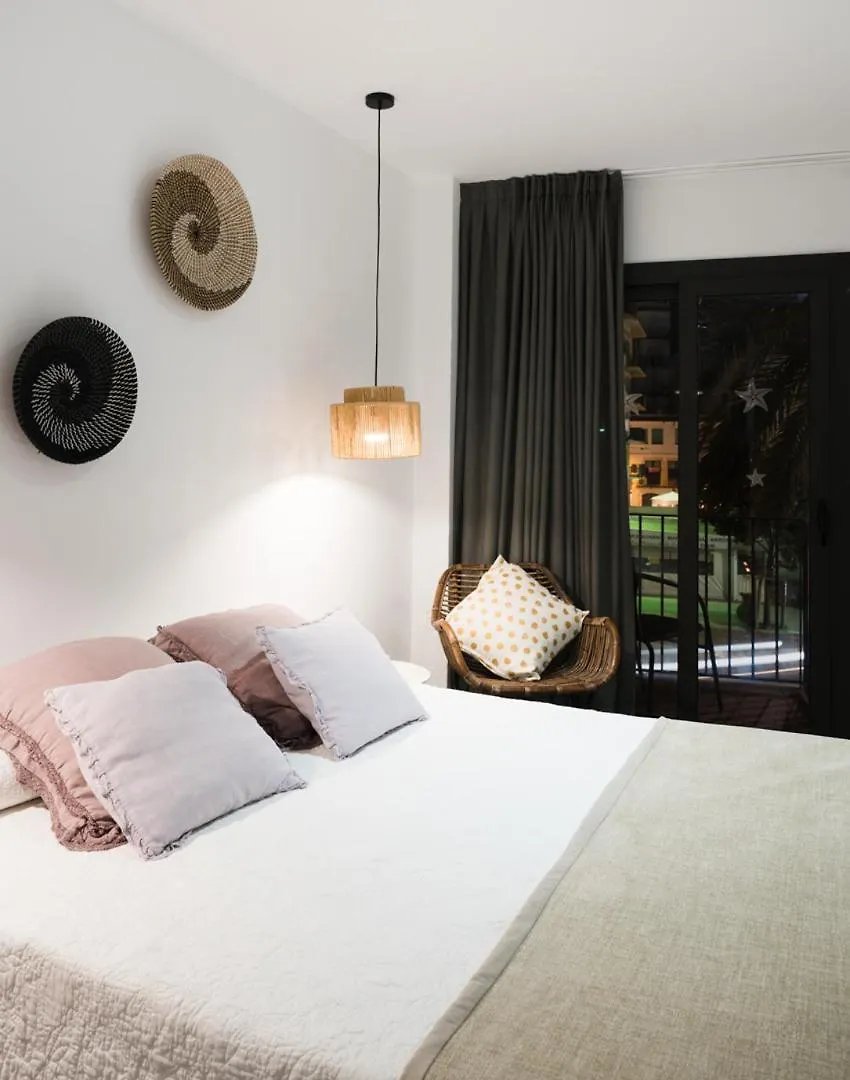 Guest house Hostal Sa Malica Blanes